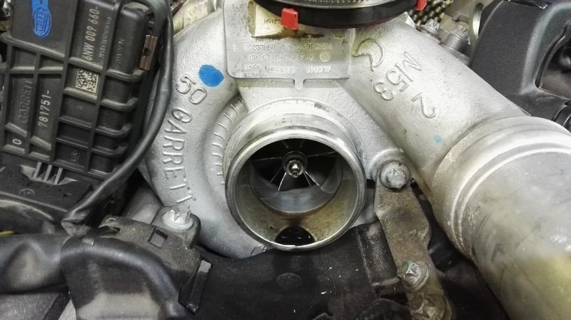 Uszkodzona turbosprężarka 